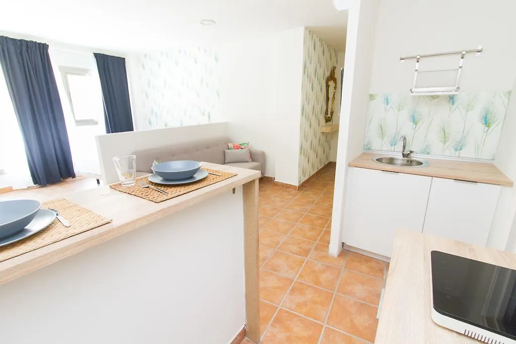 Plaza Arriola Studio By La Recepcion Apartment Malaga