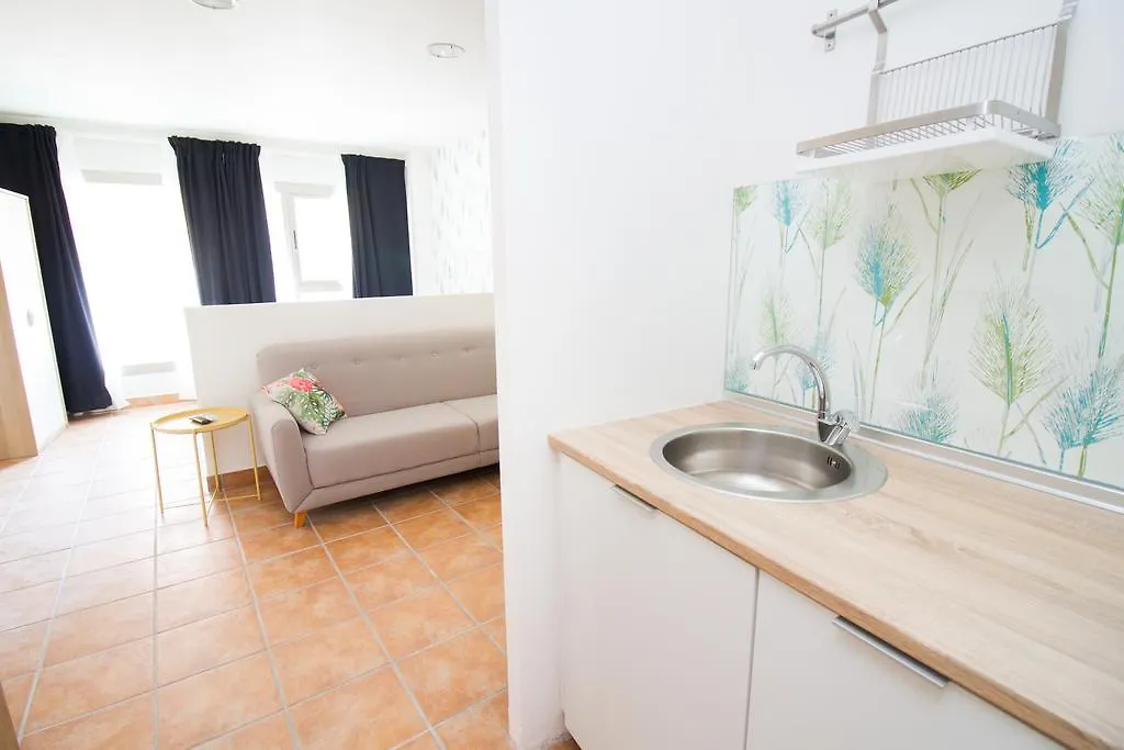 Plaza Arriola Studio By La Recepcion Apartment Malaga